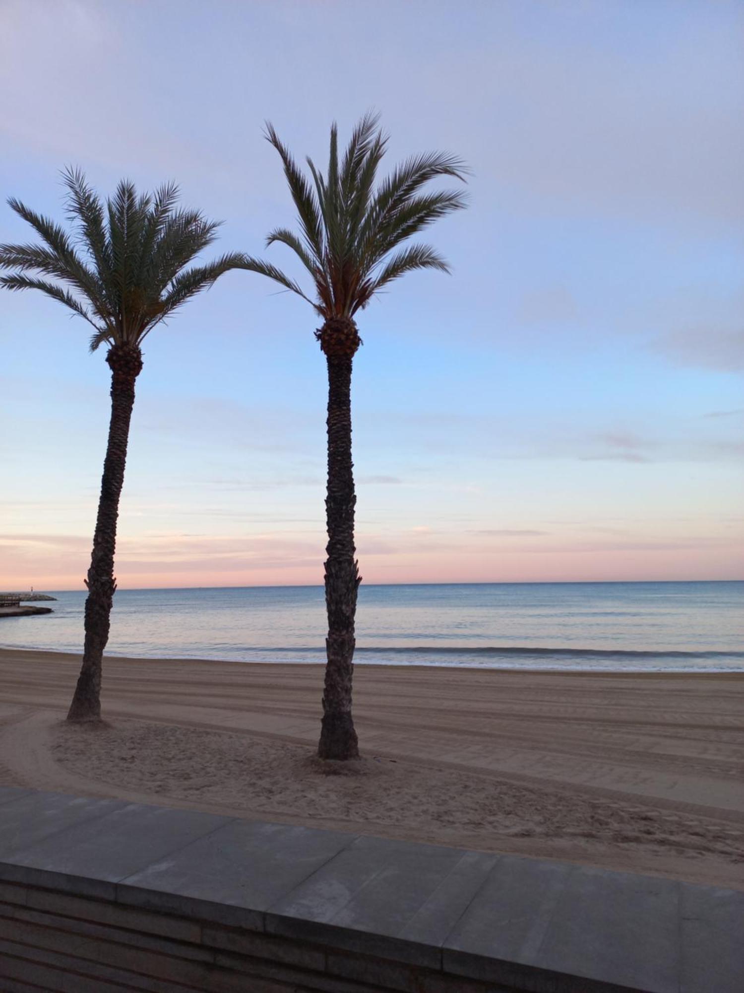 La Remera Playa Alicante Esterno foto